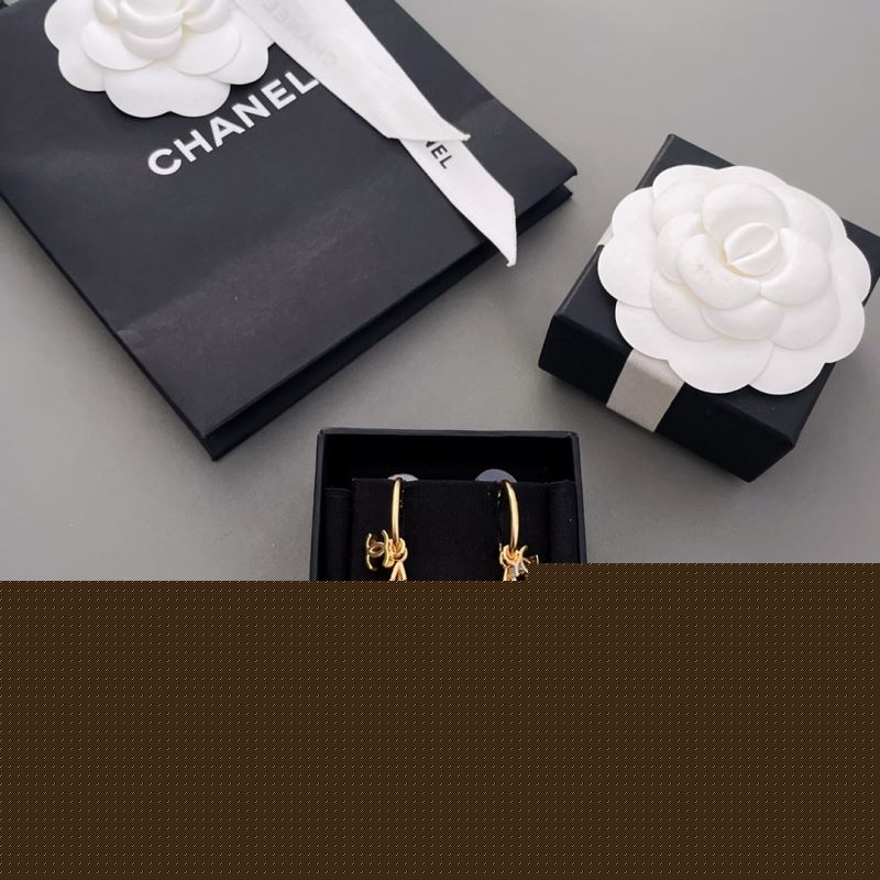 Ch*el brooches